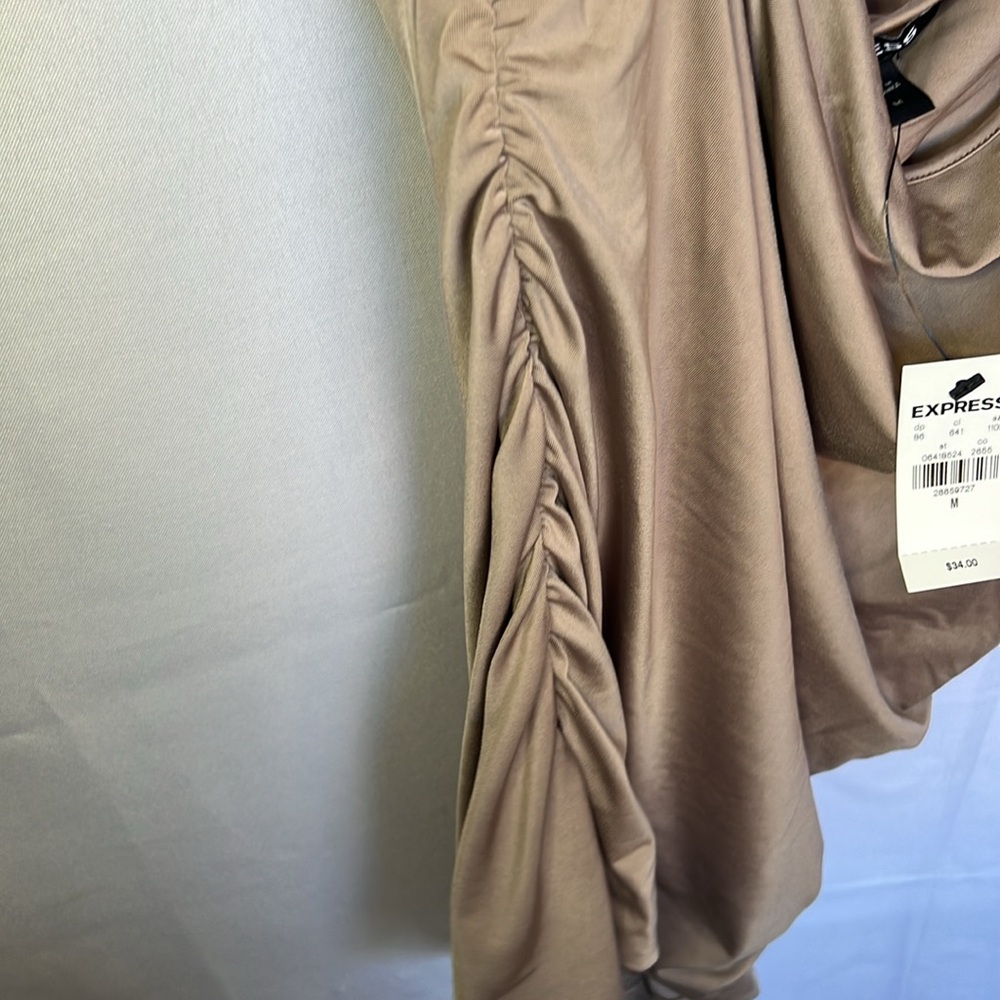 Express Ruched One Shoulder Top - Picture 5 of 5